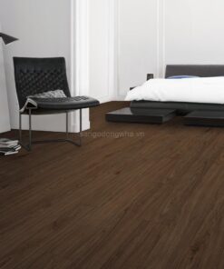 SM010 - Classic Walnut